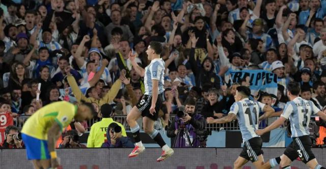 巴西队咋了？停在时间里 落后于时代 忽视新趋势！