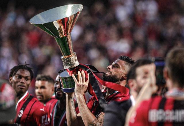 B体育体育报道-【体坛对话】吉鲁：米兰法语环境+家庭氛围助我爆发