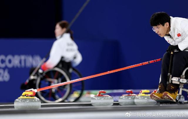 B体育首页-中国轮椅冰壶混双首秀胜日本 赢中国代表团开门红