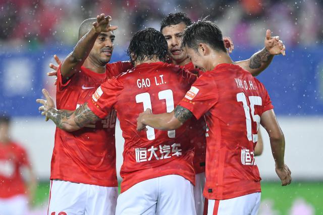 B体育首页-广州队三叉戟首次合体发威 八冠王终于获中超首胜